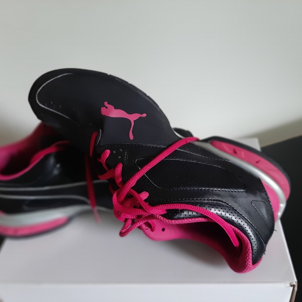 Puma women sneakers